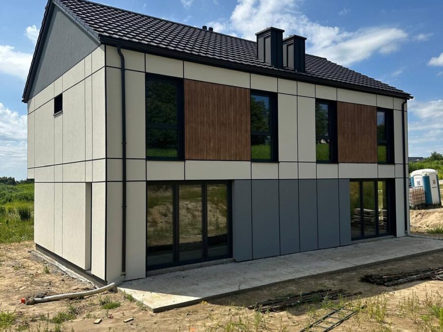 Zagospodarowanie terenu wokół pierwszego budynku osiedla Encanto